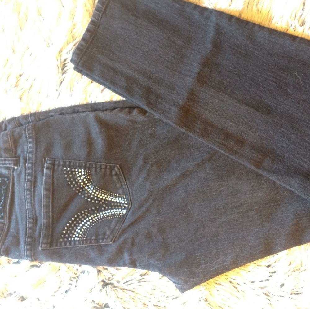 Skinny jeans